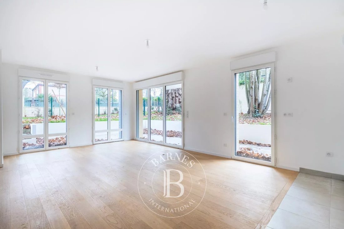 Apartment in Le Chesnay, Le Chesnay-Rocquencourt, France 2 - 17423536