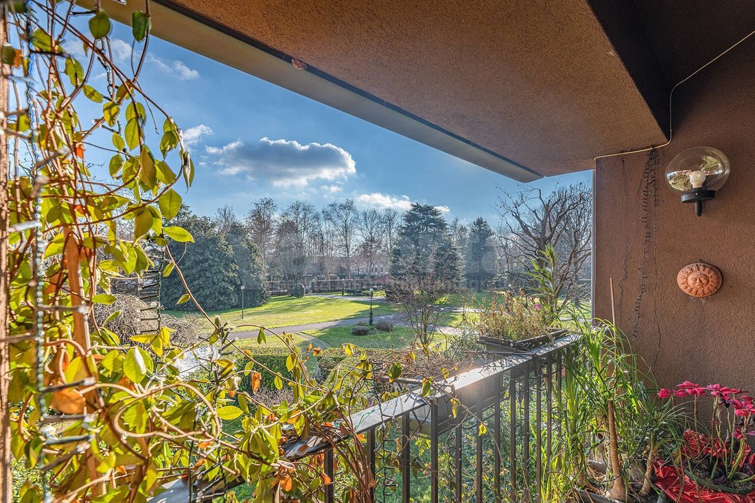 Apartment in Cazzaniga, Monza, Lombardy 3 - 17426216