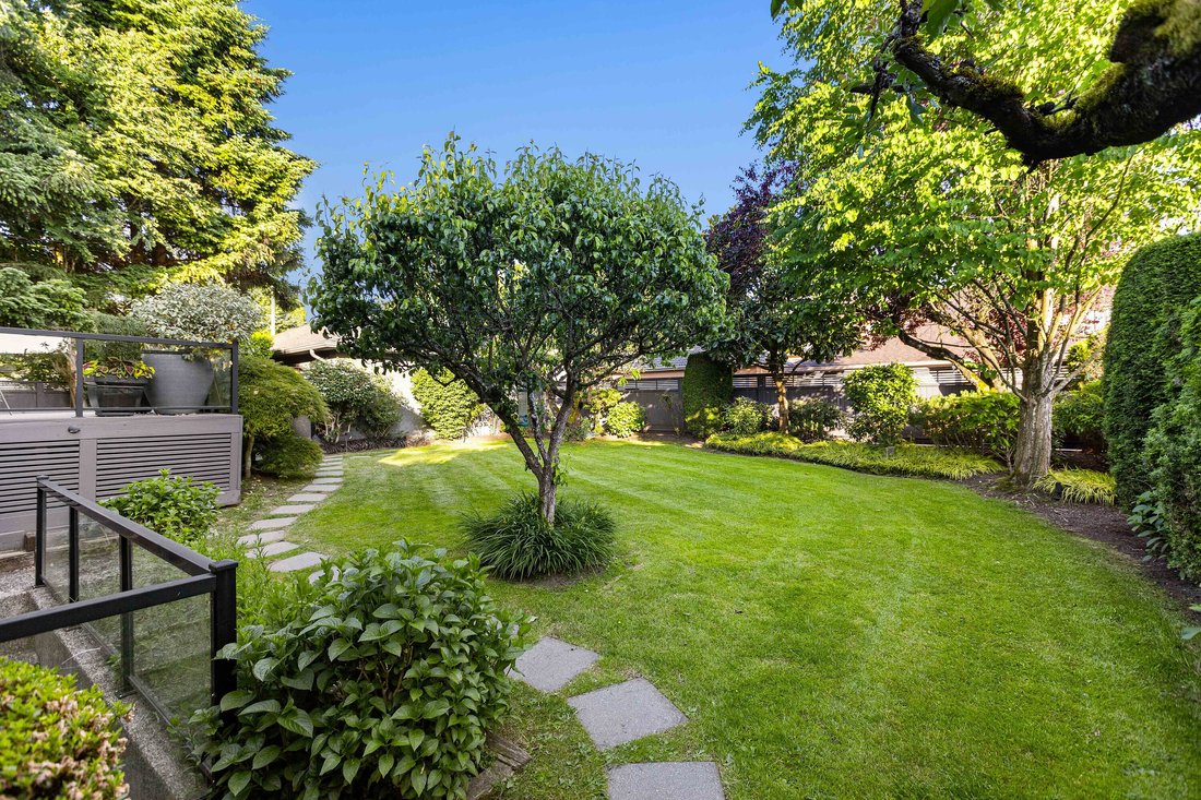 House in Vancouver, British Columbia, Canada 5 - 17424286
