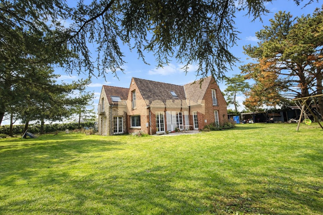 House in Sainghin-en-Melantois, Hauts-de-France, France 1 - 17426373