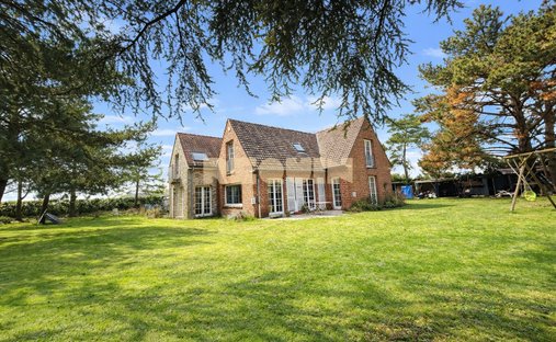 House in Sainghin-en-Melantois, Hauts-de-France, France 1