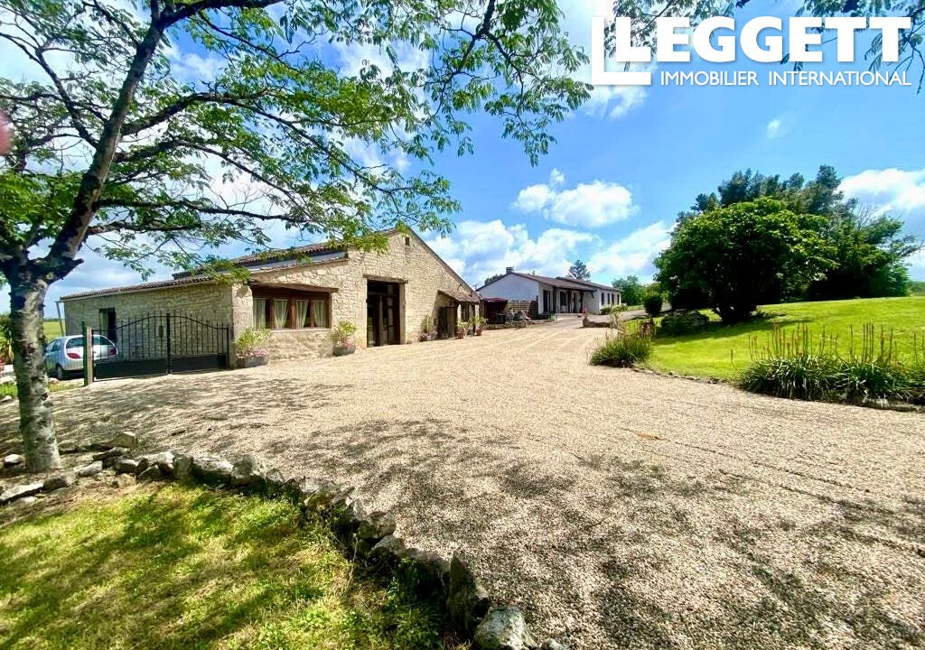 Farm Ranch in Eymet, Nouvelle-Aquitaine, France 1 - 17425938
