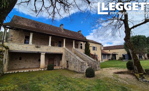 House in Beaulieu, Perigueux, France 1