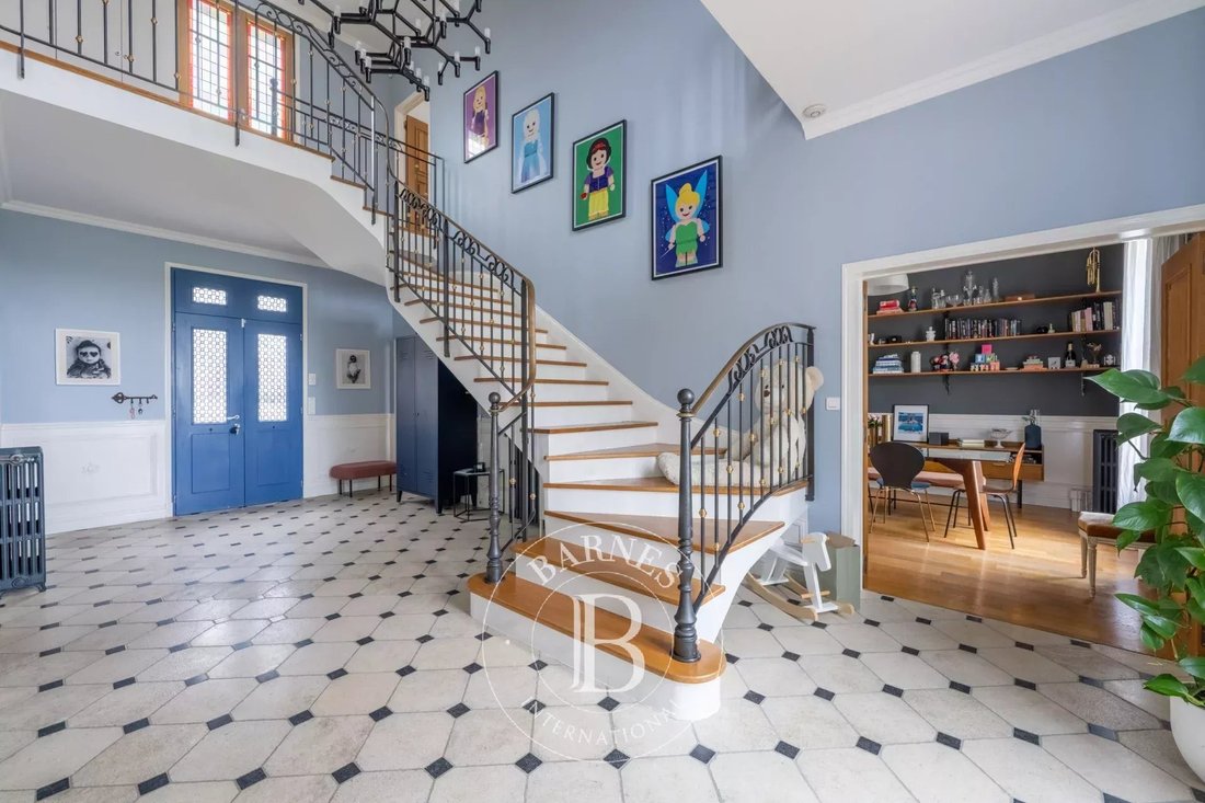 House in Mere, Ile-de-France, France 1 - 17423602