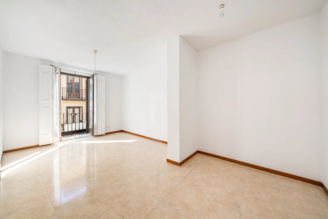 Apartment in Centro, Madrid, Spain 5 - 17425251