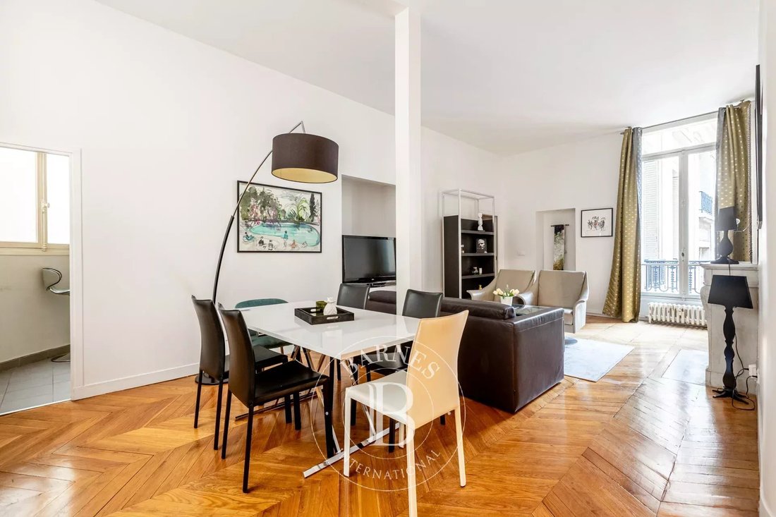 Apartment in Saint Philippe du Roule, Paris 8e Arrondissement, Paris 2 - 16391727