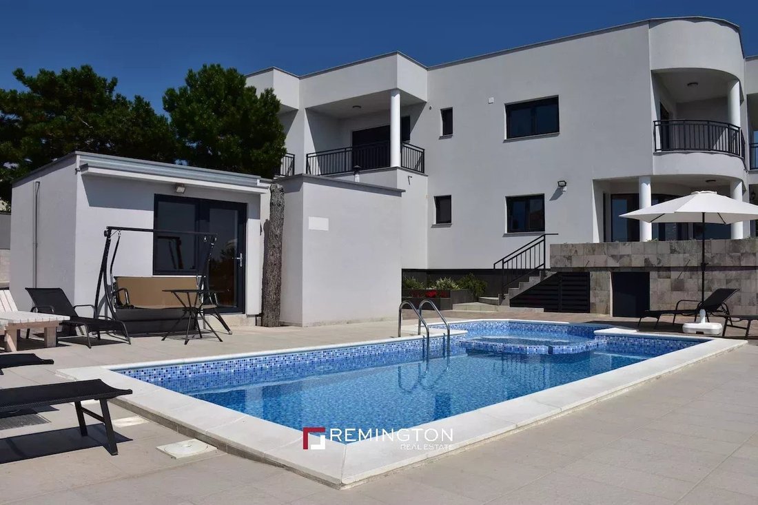 Villa in Grad Crikvenica, Primorje-Gorski Kotar County, Croatia 1 - 14655656