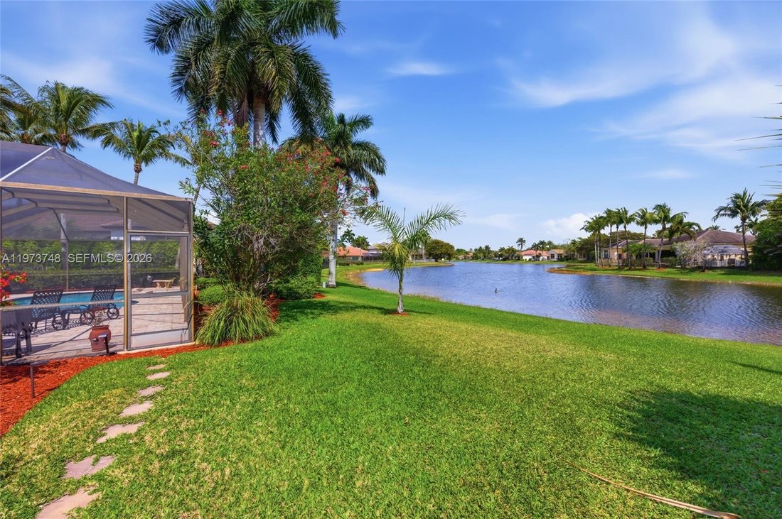 House in Weston, Florida, United States 4 - 17423756