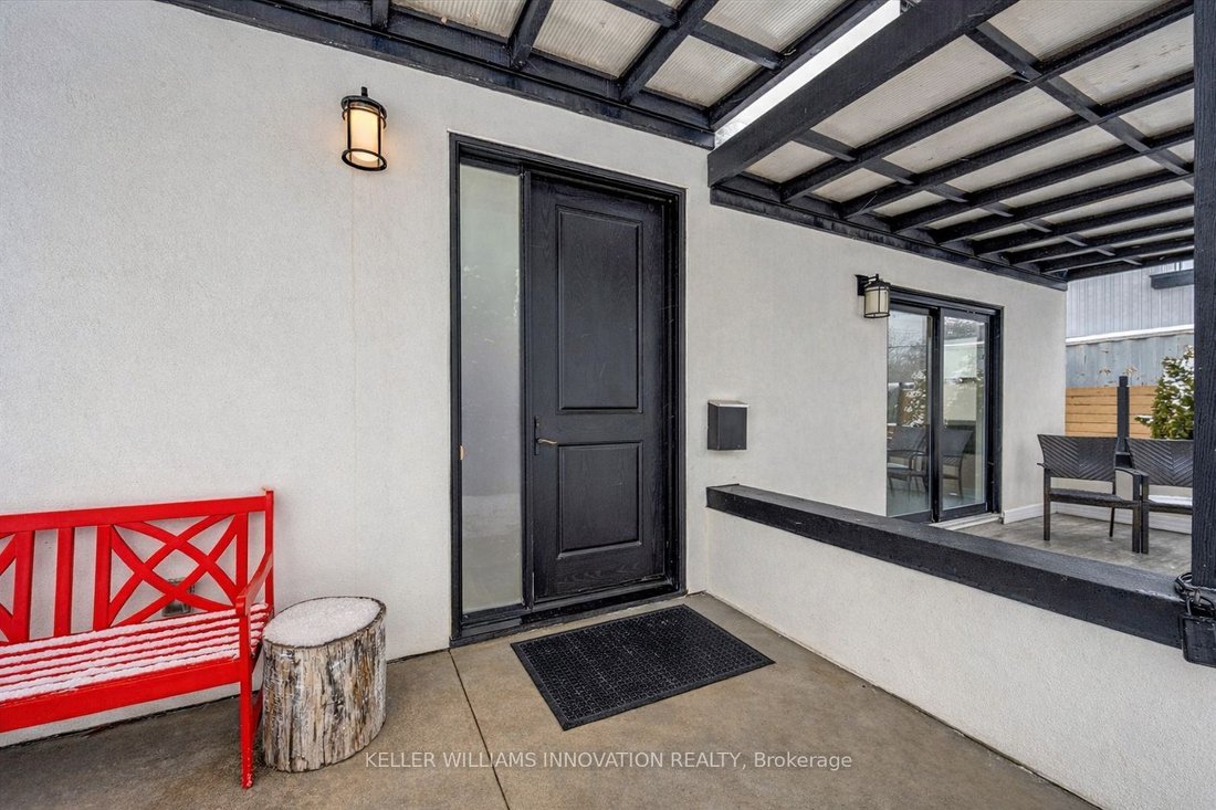 House in Waterloo, Ontario, Canada 3 - 17425096