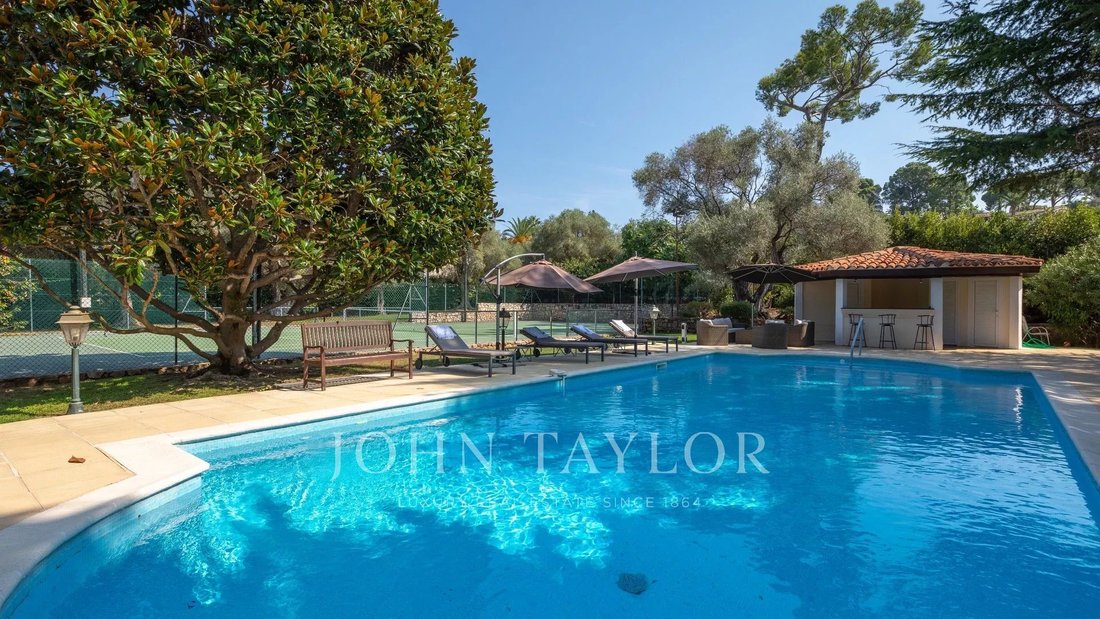 Estate in Antibes, Provence-Alpes-Côte d'Azur, France 4 - 17423842