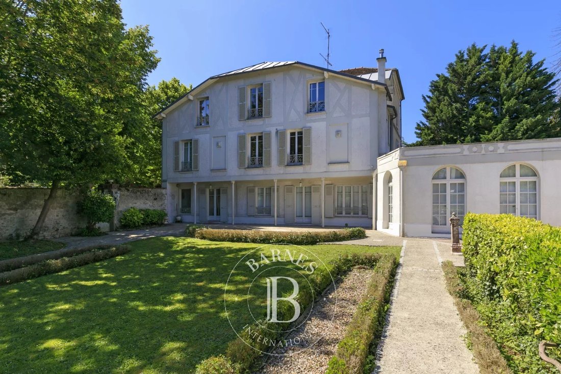 House in Marly-le-Roi, Ile-de-France, France 5 - 17422905
