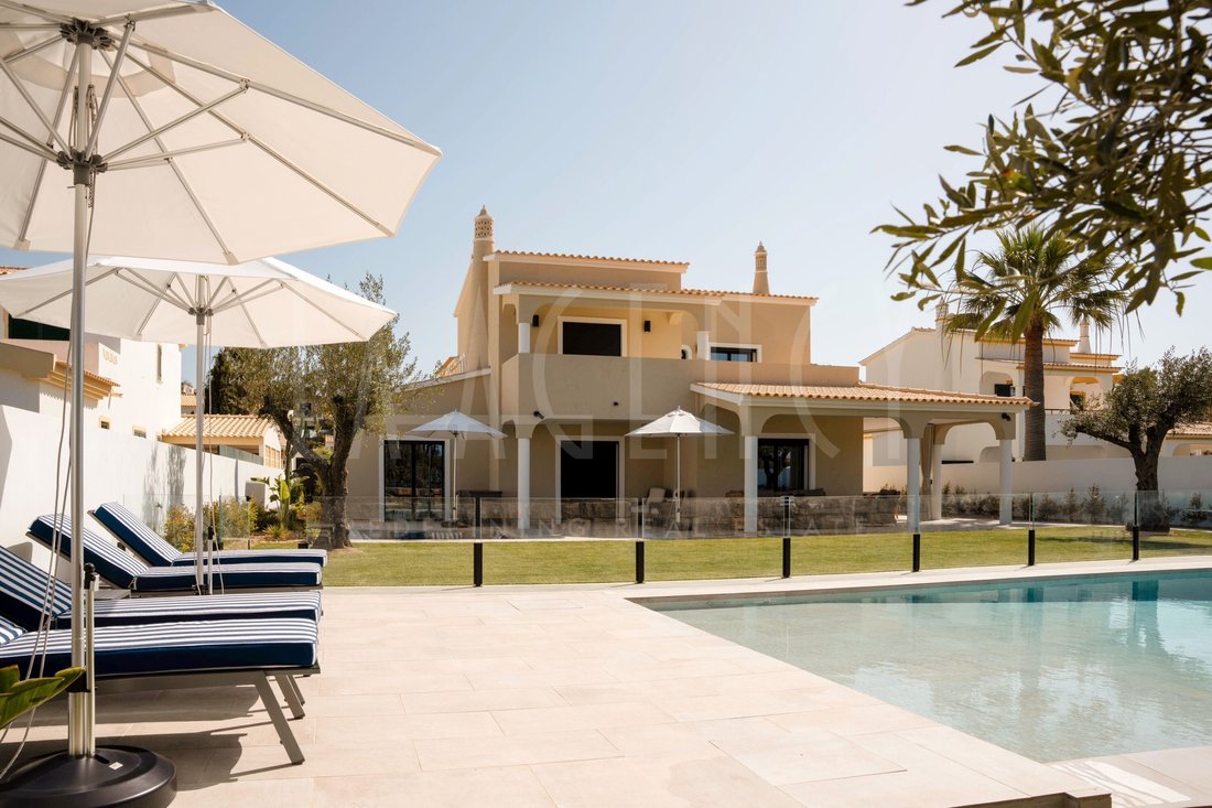 Villa in Faro (Se e Sao Pedro), Algarve, Portugal 2 - 17425873
