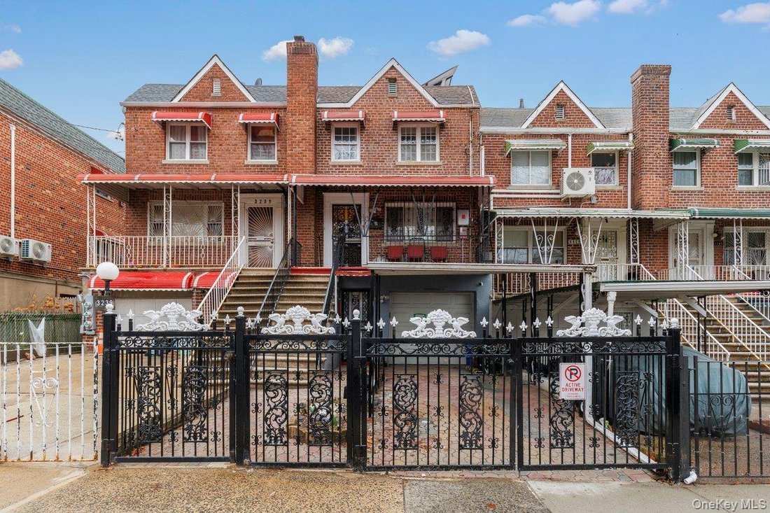 House in New York, New York, United States 1 - 17426668