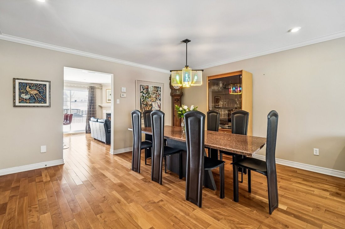 House in Pointe-Claire, Quebec, Canada 5 - 17425228
