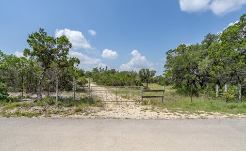 Land in Jonestown, Texas, United States 1
