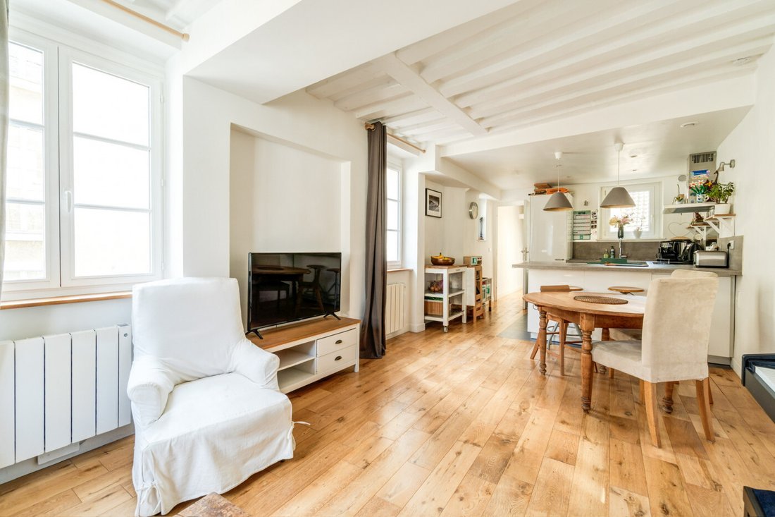 Apartment in Forêt, Saint-Germain-en-Laye, France 2 - 17425306