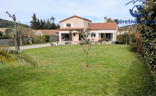 House in Maureillas-las-Illas, Occitania, France 1