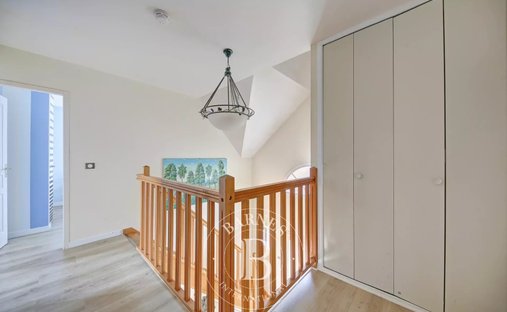 Château Saint Nom La Bretèche 1074.0 Sqm 10 Bedrooms