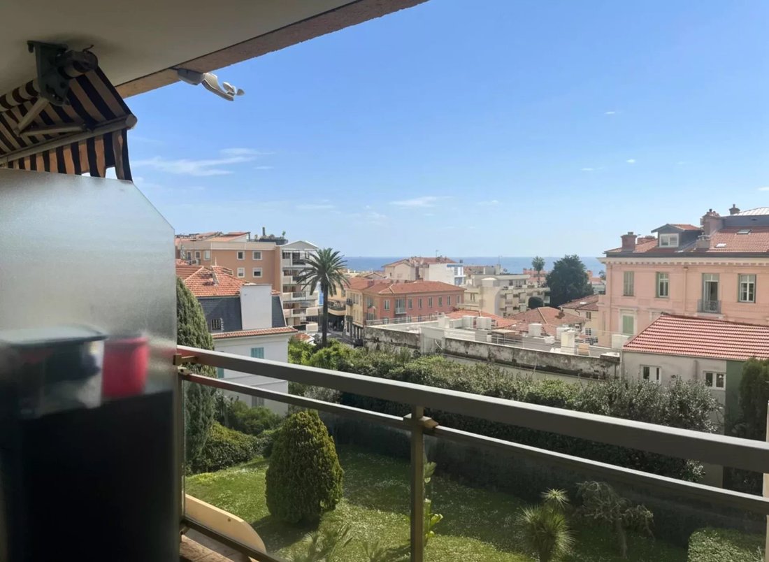 Apartment in Cimiez, Nice, France 1 - 17425884