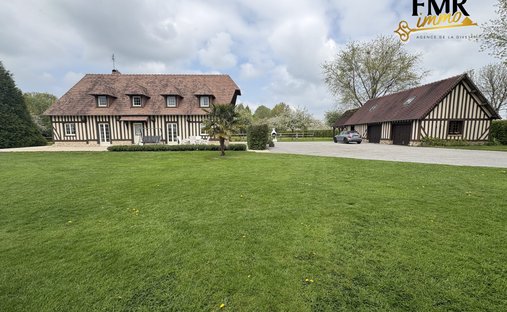 House in Livarot, Livarot-Pays-d'Auge, France 1