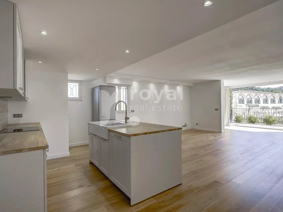 Apartamento en Mougins, Provenza-Alpes-Costa Azul, Francia 5 - 17373259