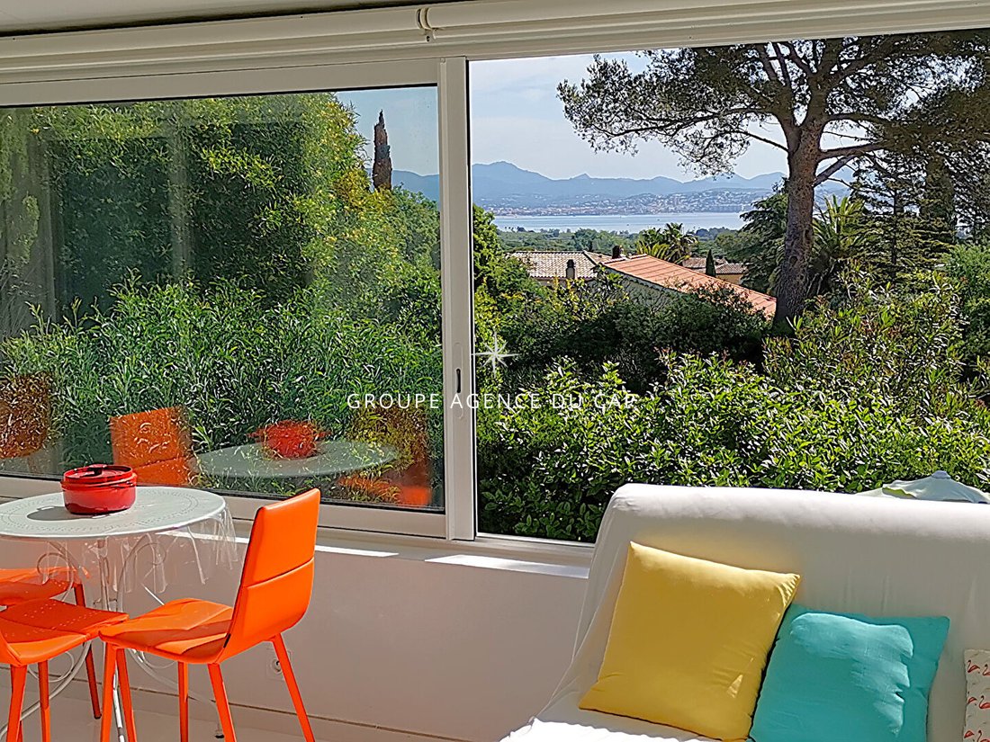 Villa in Frejus, Provence-Alpes-Côte d'Azur, France 1 - 17425636