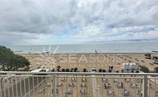 Apartment in Lido di Jesolo, Jesolo, Veneto 1