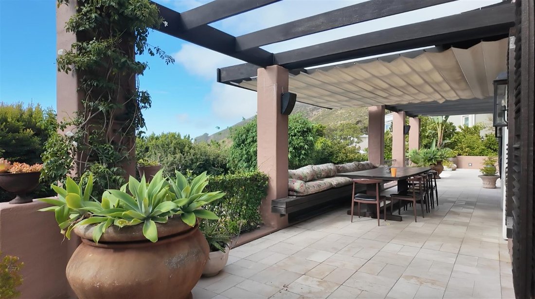 House in Fresnaye, Bakoven, Cape Town 5 - 16184970