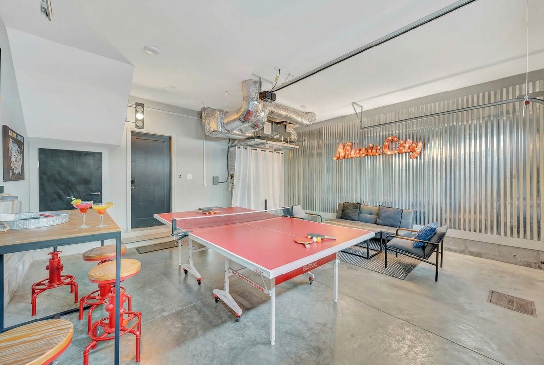 Condo in Nashville, Tennessee, United States 3 - 17424795