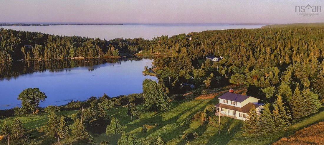 Casa a Lunenburg, Nuova Scozia, Canada 1 - 17422769