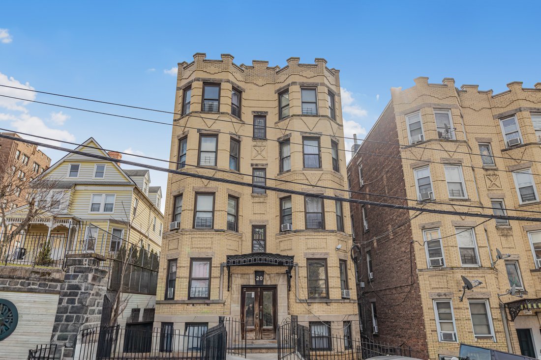 House in Yonkers, New York, United States 1 - 17422610