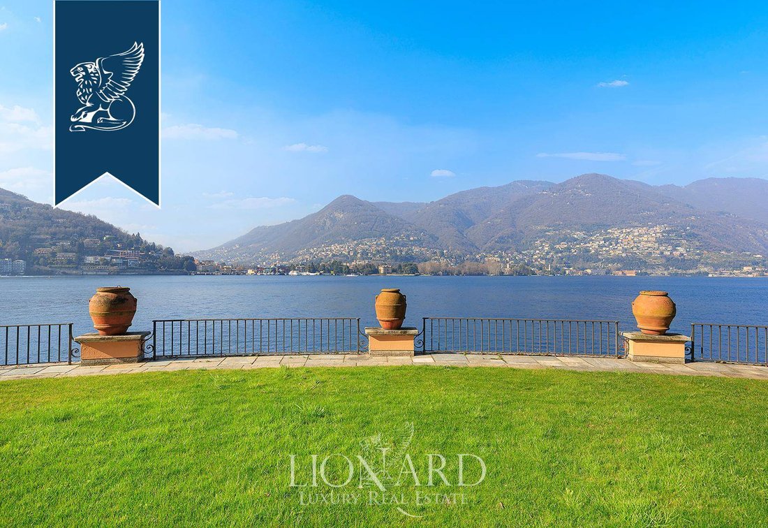 Villa in Eastern Lake Center, Como, Lombardy 5 - 17335630