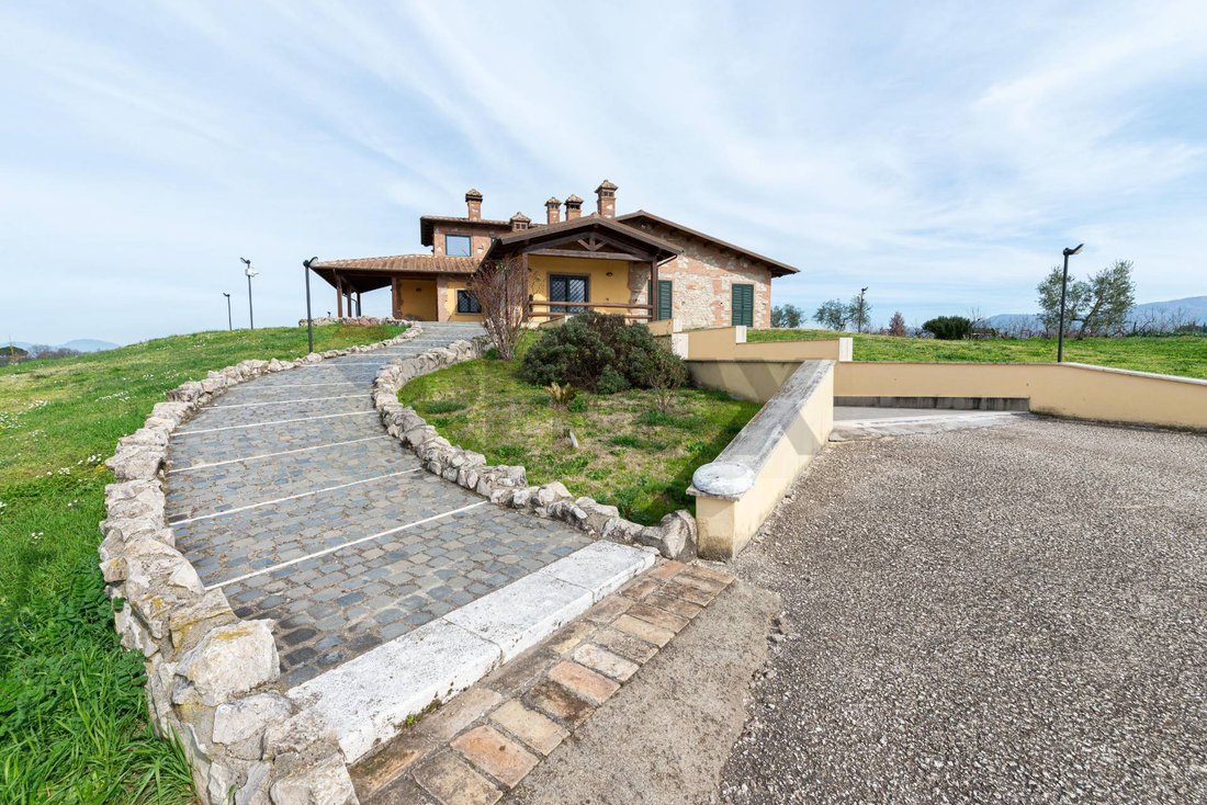 Villa in Palombara Sabina, Lazio, Italy 3 - 17426203