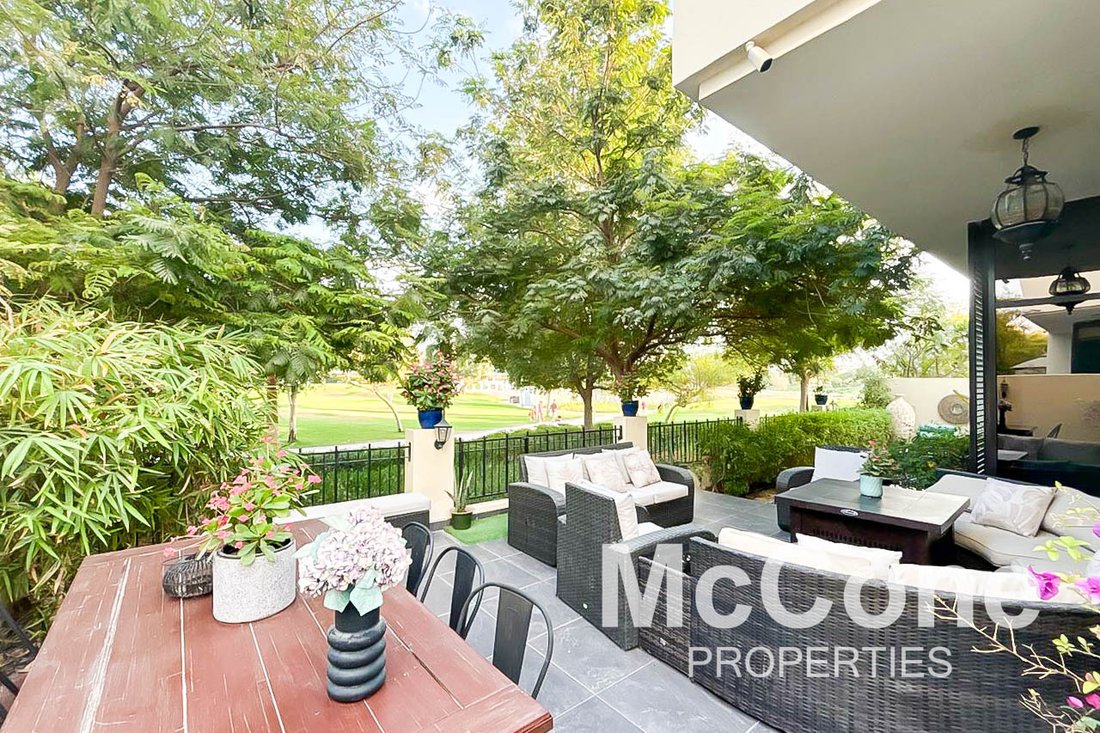 Villa in Damac Hills, Dubai, United Arab Emirates 1 - 17423443
