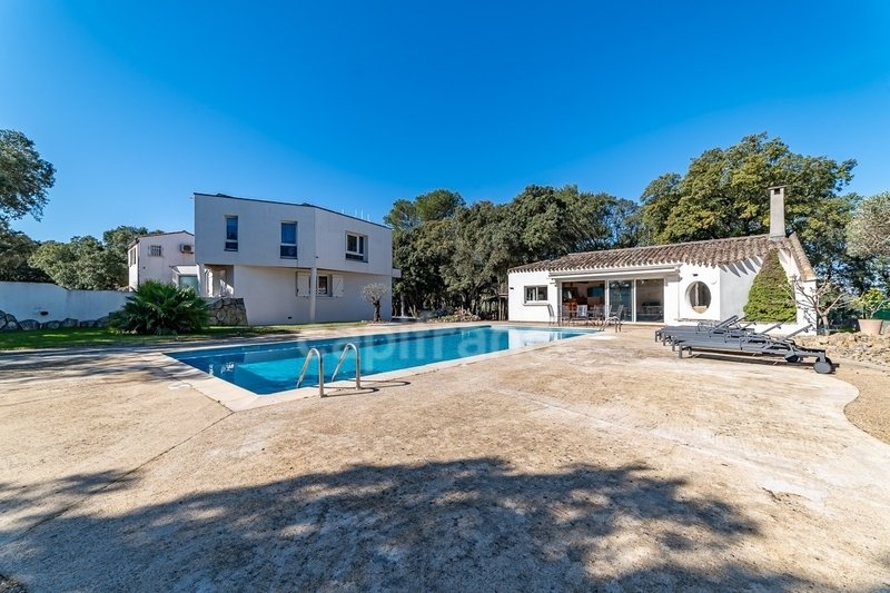 House in Saint-Jean-de-Cornies, Occitania, France 2 - 17425956