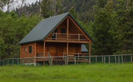Land in Clinton, Montana, United States 1