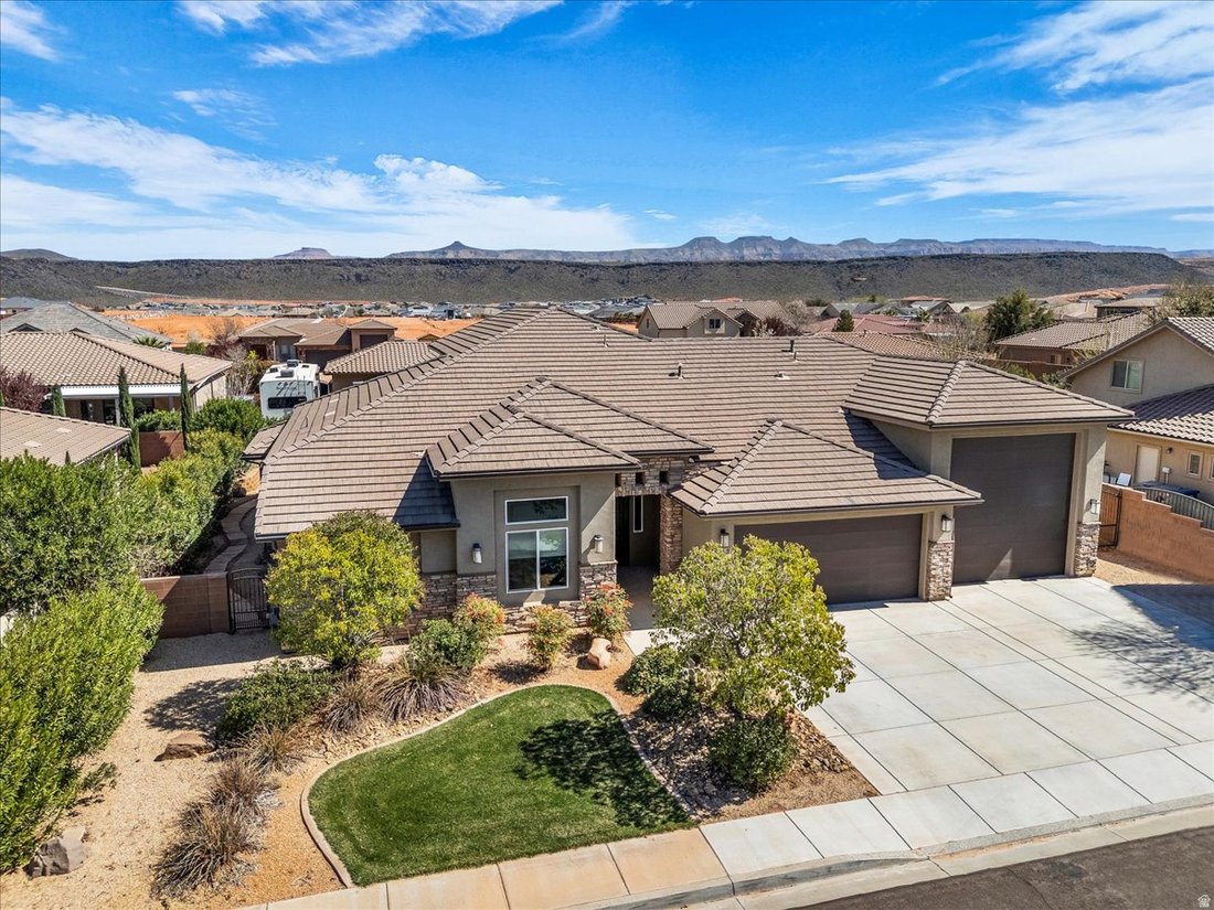 House in Hurricane, Utah, United States 1 - 17424785
