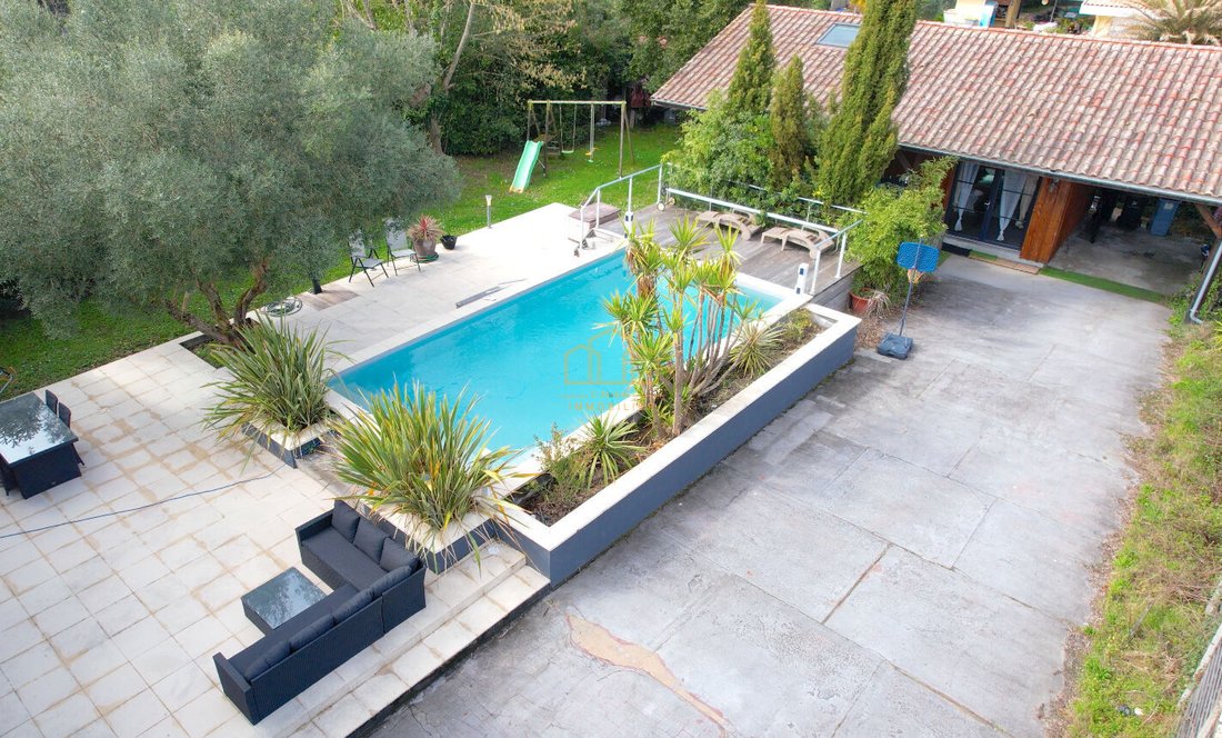 Villa in Aiguillon-Port, La Teste-de-Buch, France 3 - 17425626