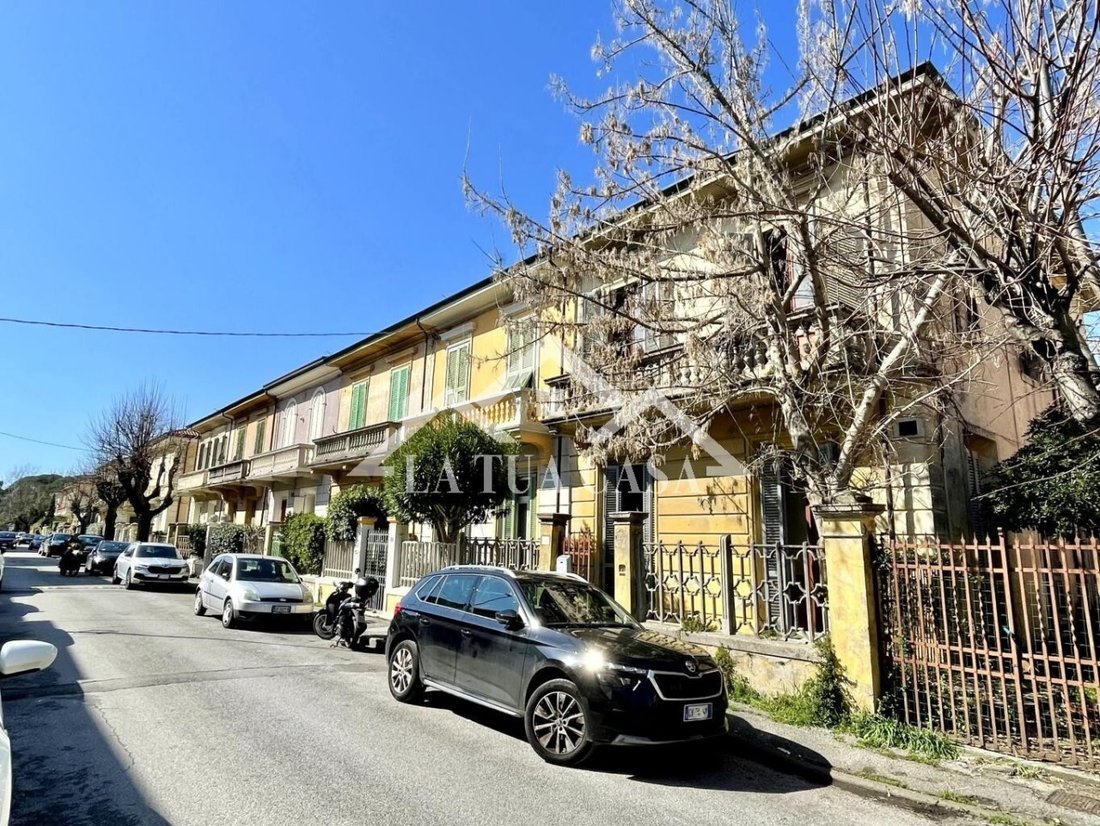 Villa in Darsena - Ex Campo di Aviazione, Viareggio, Tuscany 4 - 17425245