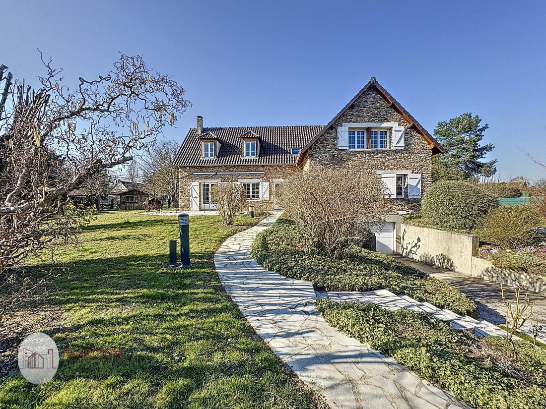House in Auteuil, Ile-de-France, France 1 - 17426419