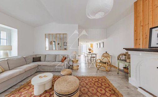 House in Aiguillon-Port, La Teste-de-Buch, France 1