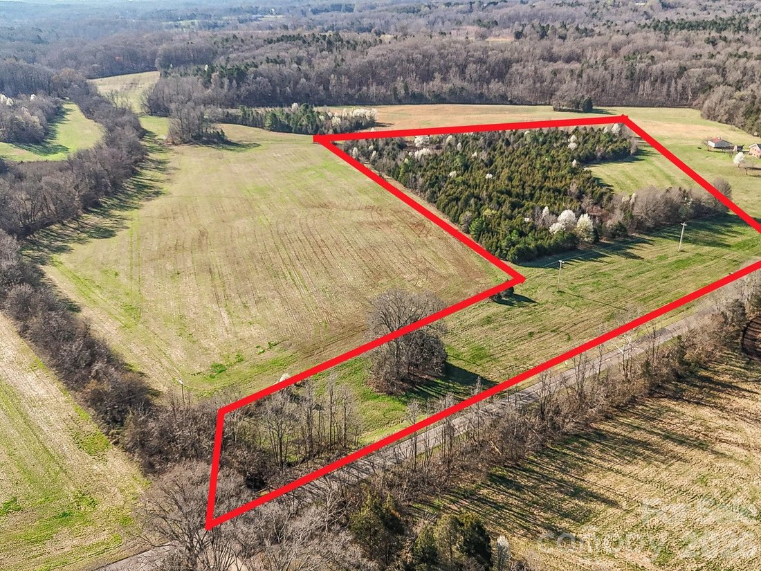 Land in Coddle Creek, North Carolina, Vereinigte Staaten 1 - 17425097