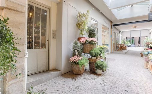 Apartment in Saint Thomas d'Aquin, Paris 7e Arrondissement, Paris 1