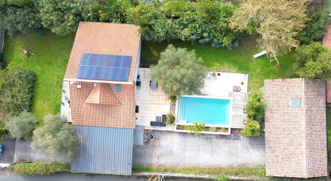 Villa in Aiguillon-Port, La Teste-de-Buch, France 1 - 17425626