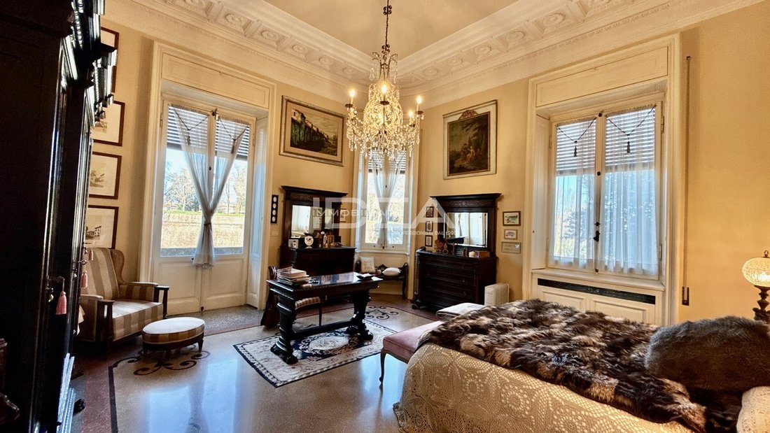 Villa in Historic Center, Lucca, Tuscany 3 - 17424754