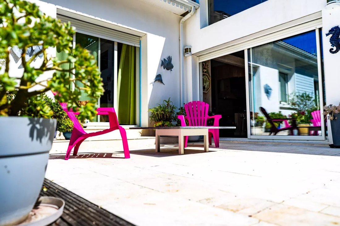 House in Saint-Palais-sur-Mer, Nouvelle-Aquitaine, France 4 - 17423895
