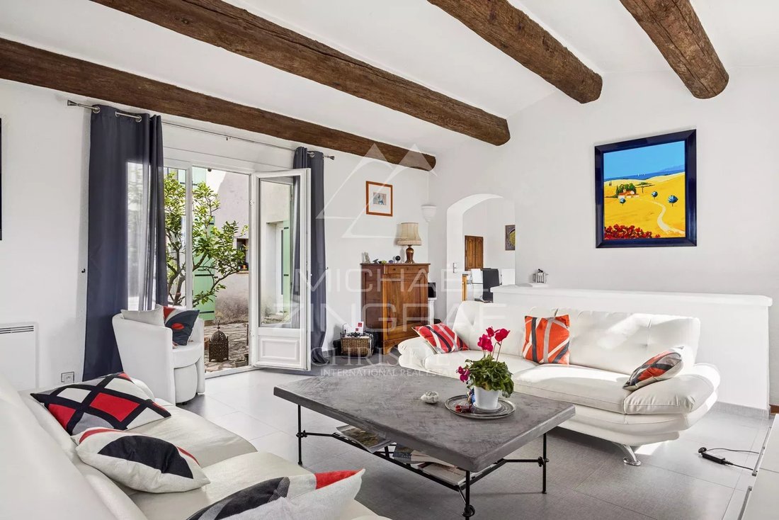Villa in Sud, La Gaude, France 4 - 17423629