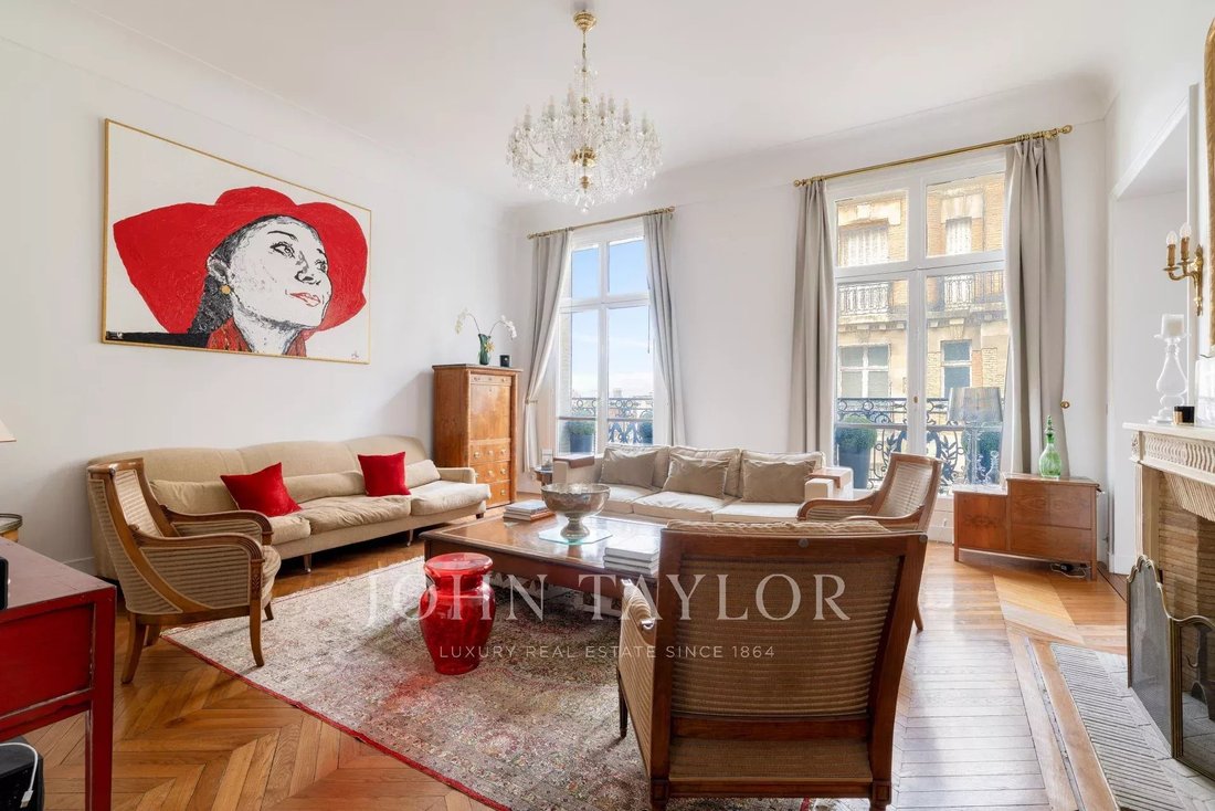 Apartment in Porte Dauphine, Paris 16e Arrondissement, Paris 1 - 17425757