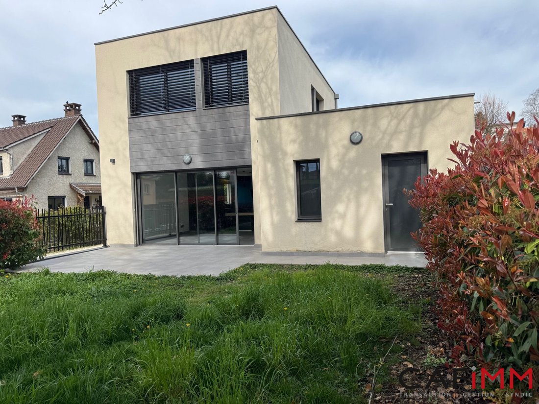 House in Rochetaillee-sur-Saone, Auvergne-Rhône-Alpes, France 1 - 17378057