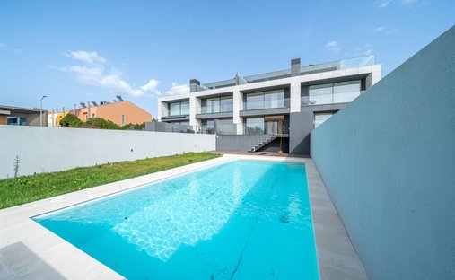 Casa en Gulpilhares e Valadares, Distrito de Oporto, Portugal 1